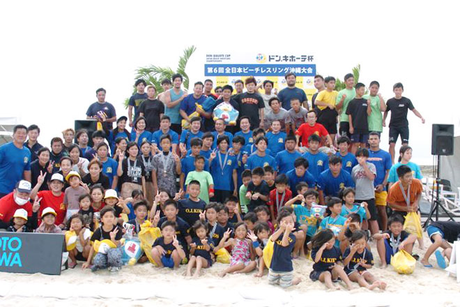 2019年開催「第5回ビーチレスリング沖縄大会」の様子